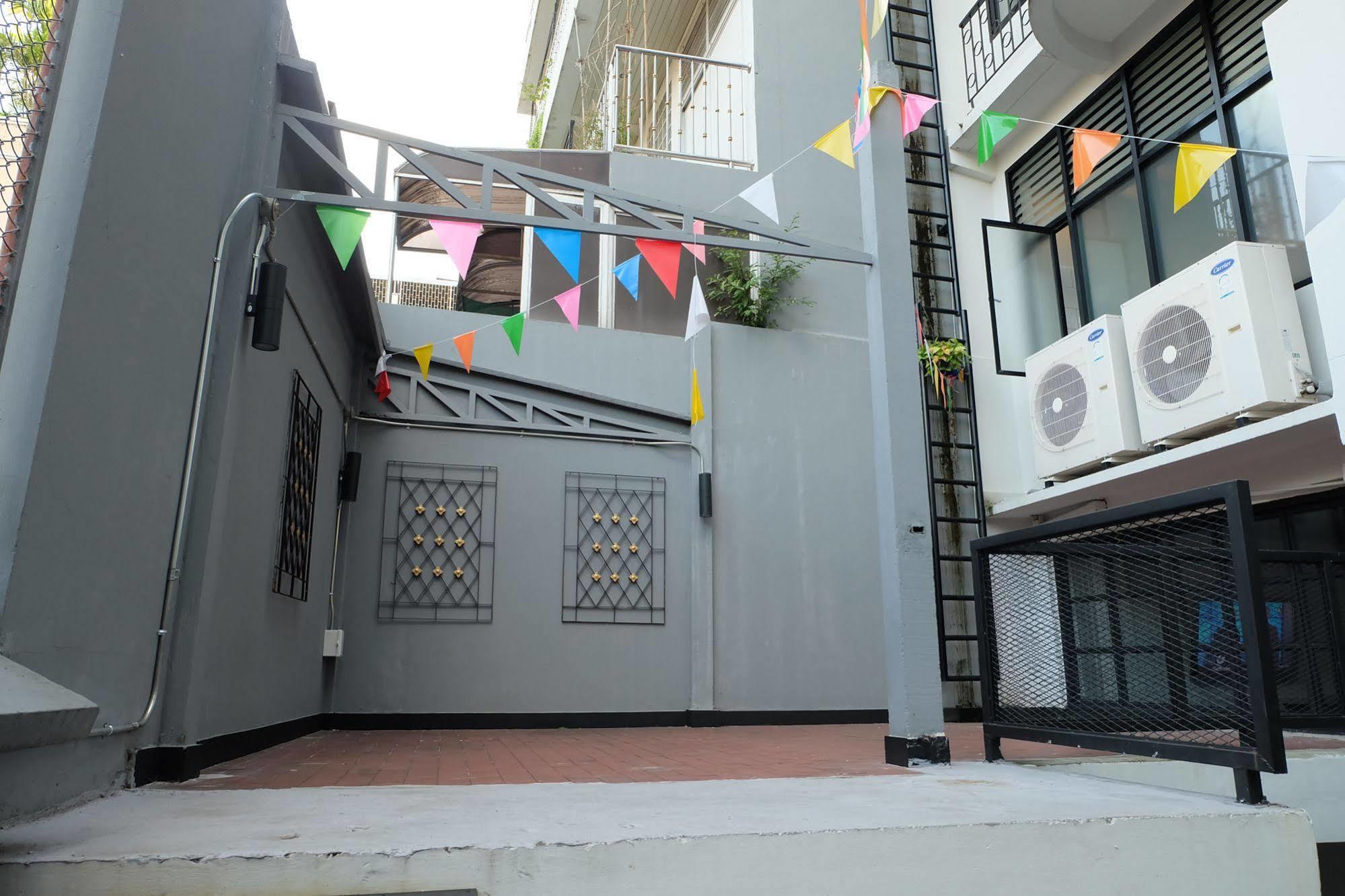 Puck Hostel Bangkok Zewnętrze zdjęcie